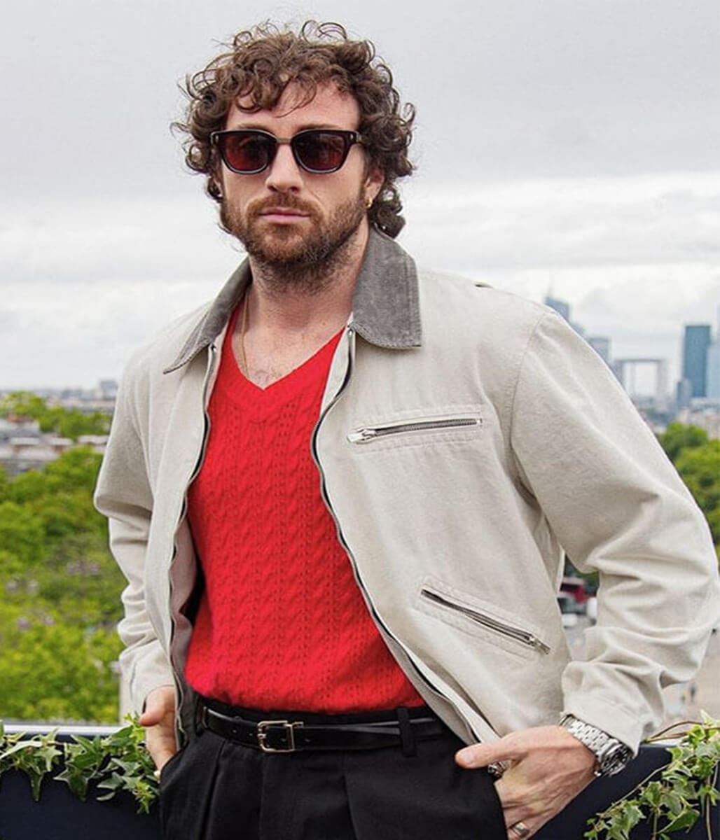 28-years-later-aaron-taylor-johnson-cotton-white-jacket