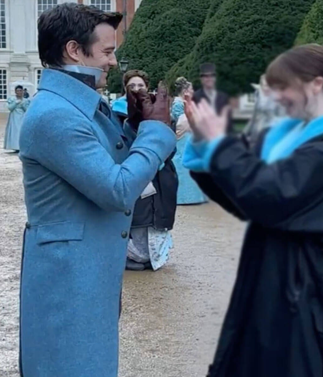 Luke Thompson Bridgerton S04 Blue Wool Coat