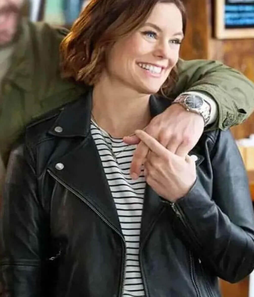 Anna To Barcelona Forever 2025 Ashley Williams Leather Jacket