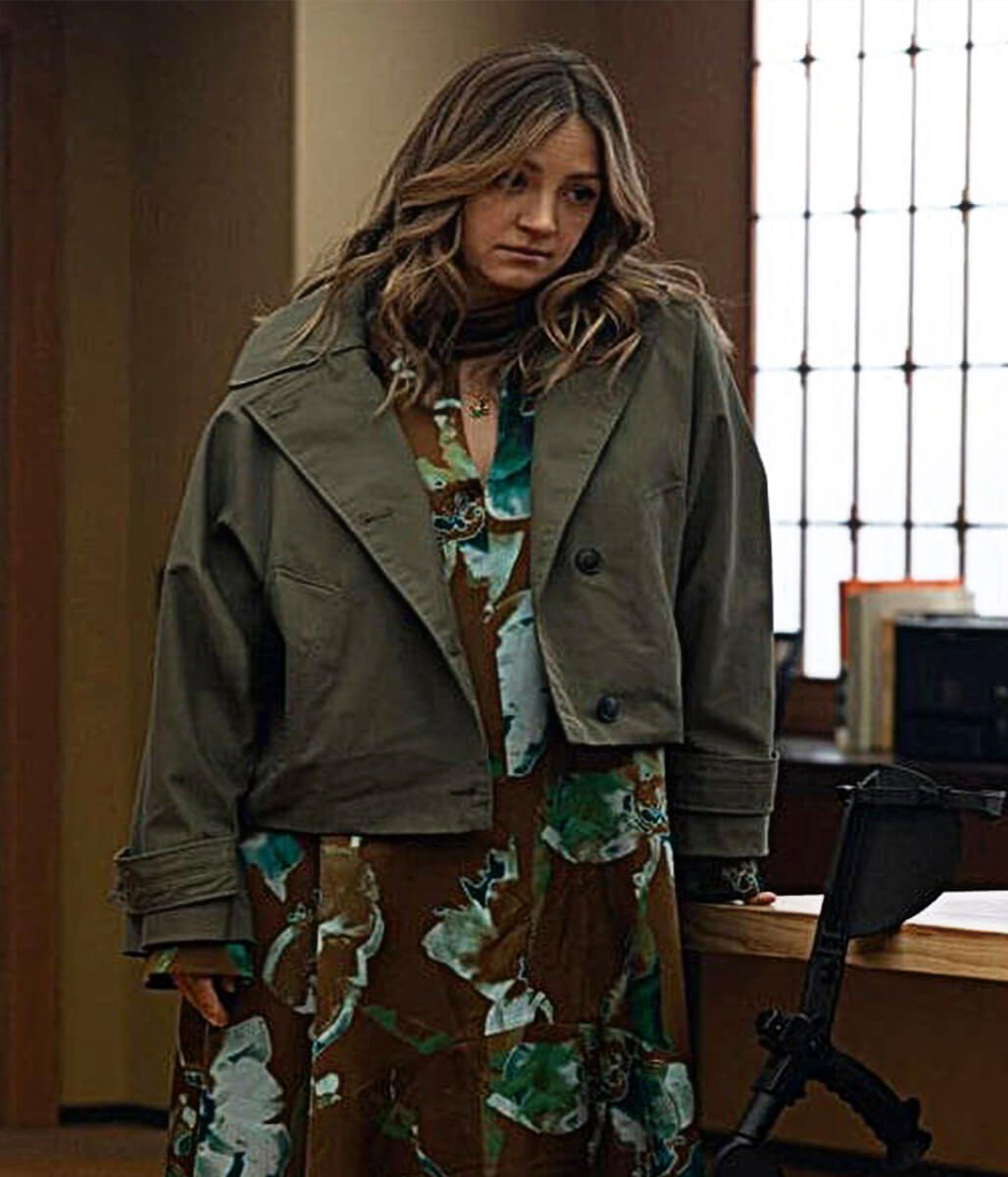 Ebby Elliot All Her Fault S01 Green Cropped Coat