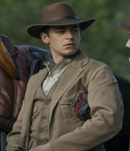 Sherlock Holmes Young Sherlock 2026 Beige Blazer