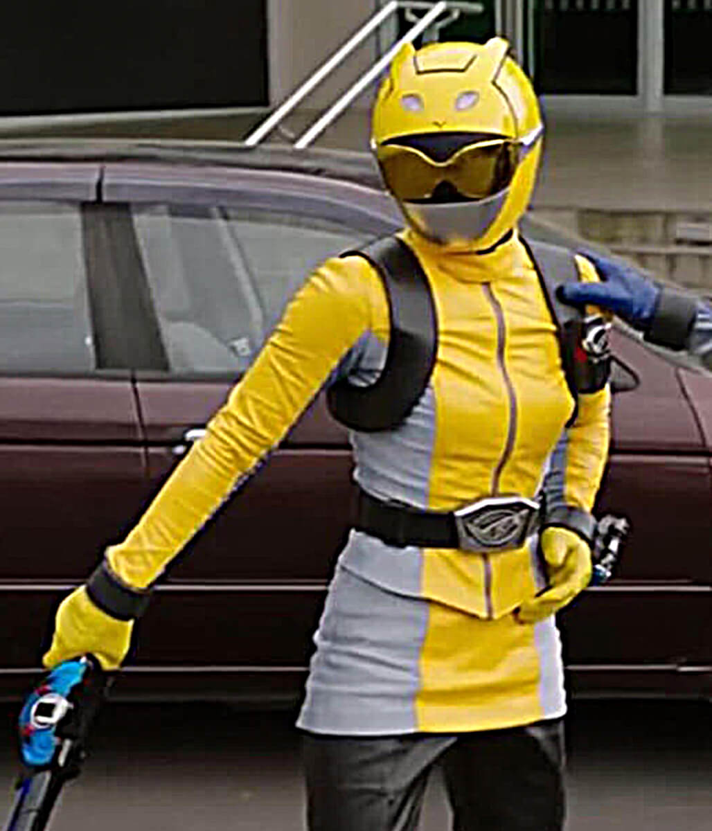 Yellow Ranger Power Rangers Beast Morphers Jacket